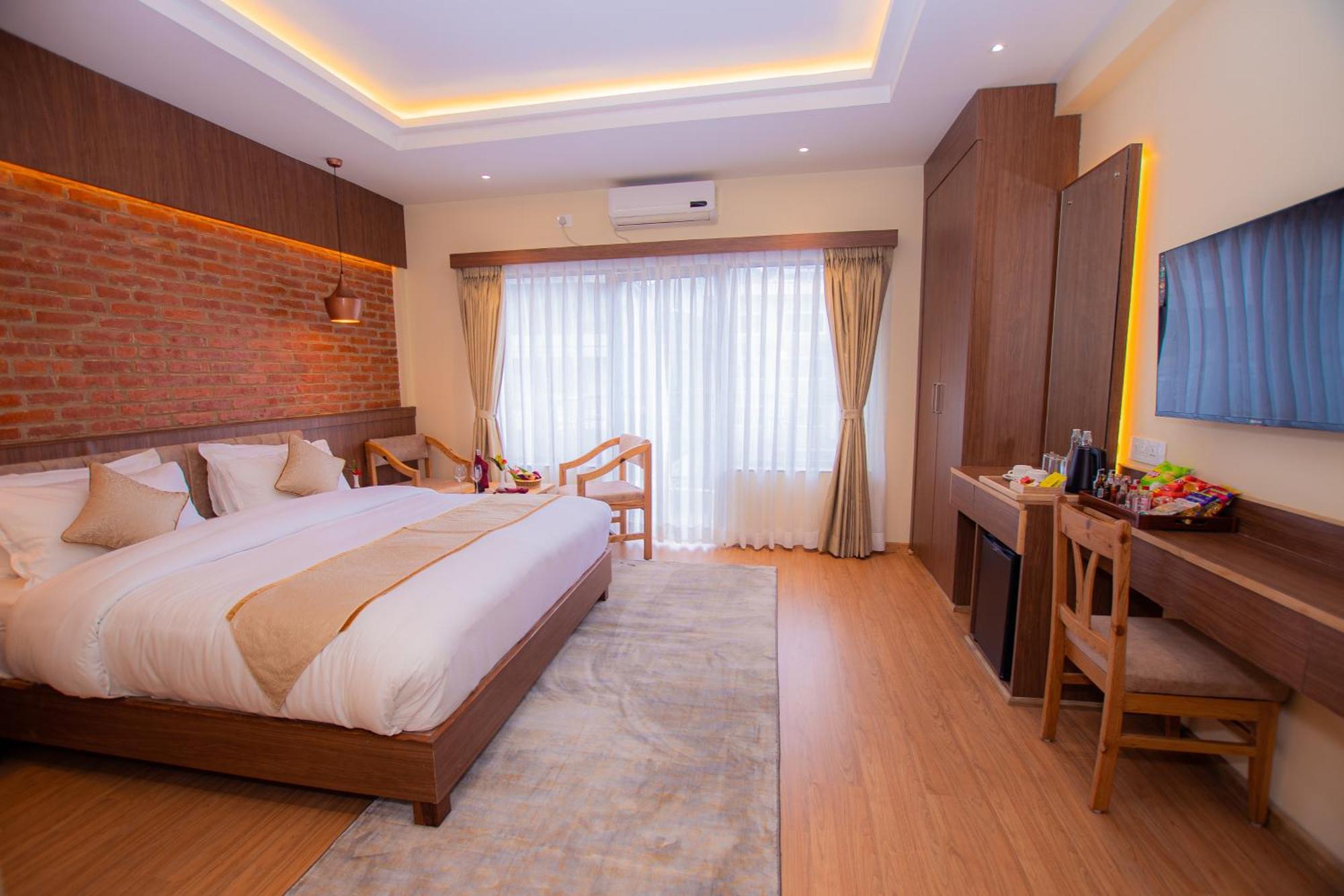Temple Himalaya Hotel & Spa Pokhara Exterior foto