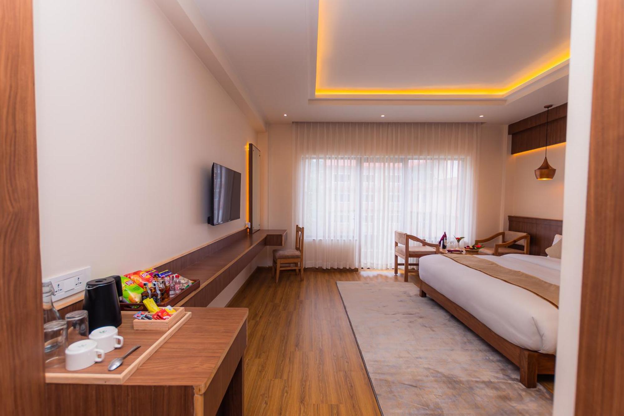 Temple Himalaya Hotel & Spa Pokhara Exterior foto