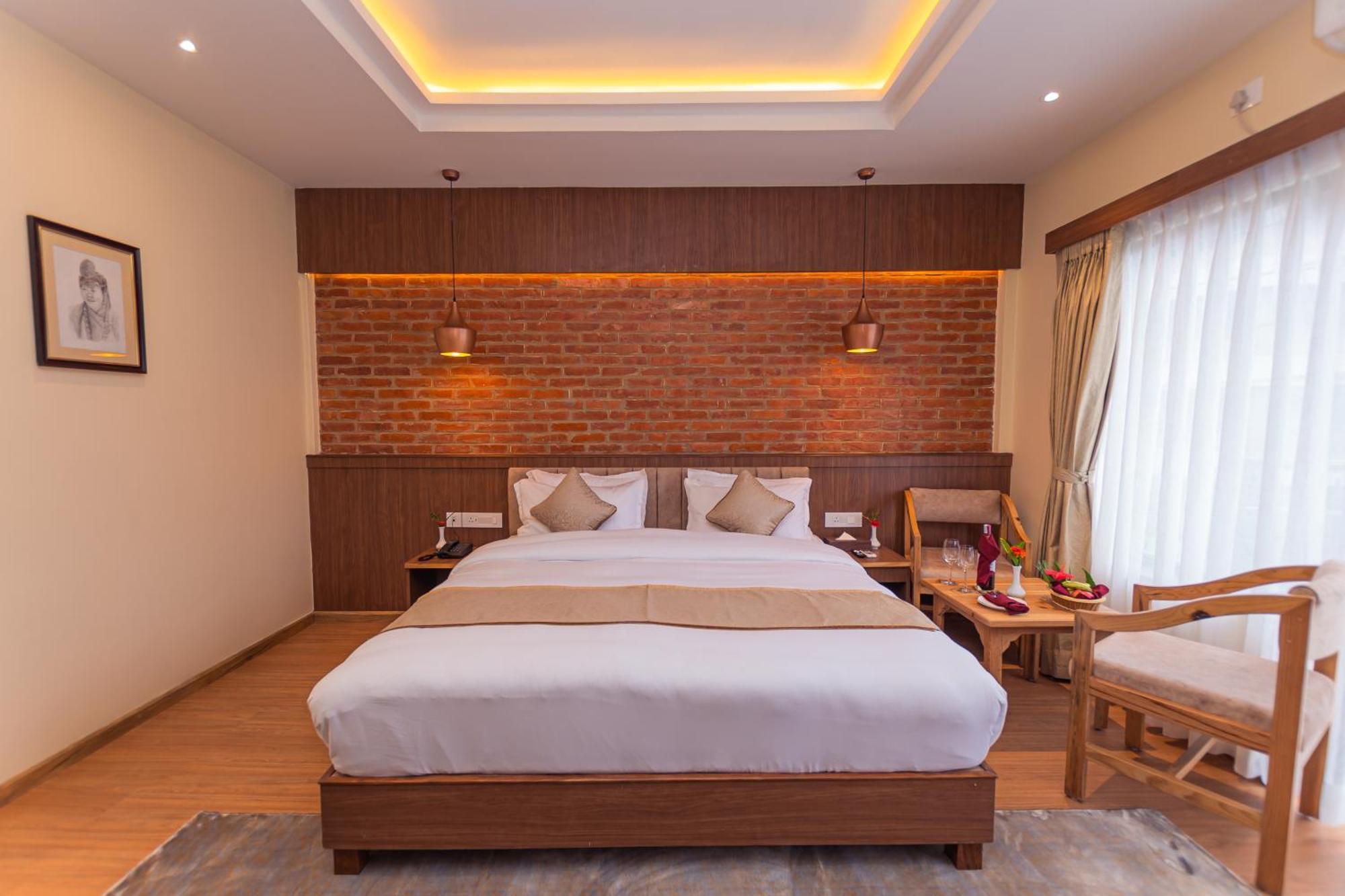 Temple Himalaya Hotel & Spa Pokhara Exterior foto